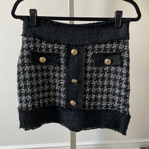 G&P Vancouver houndstooth gold button mini skirt US sz XS